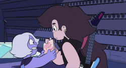zagreus-taking-time-apart:  greg pays little amethyst in pop rocks can we talk about this