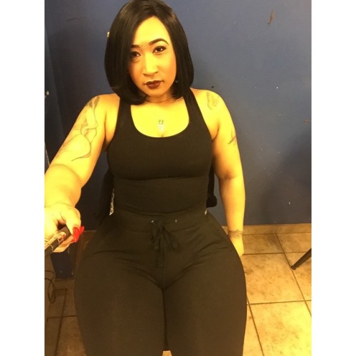 Porn pluscious:  dumptruckthicc:  Dope chick thick photos