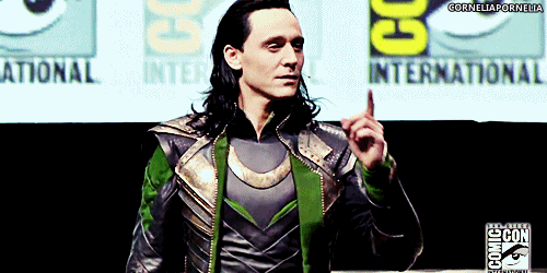 the-absolute-funniest-posts:  corneliapornelia: Some of my favourite Comic Con moments 