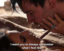 lihiominaa:- Look at me.Am I the only one in this bed with something to forget?-