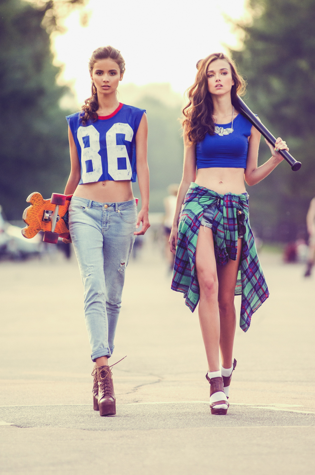 positivelynoteworthy:  Kristina &amp; Olga / Look 2 (via Andrey Revenko) 