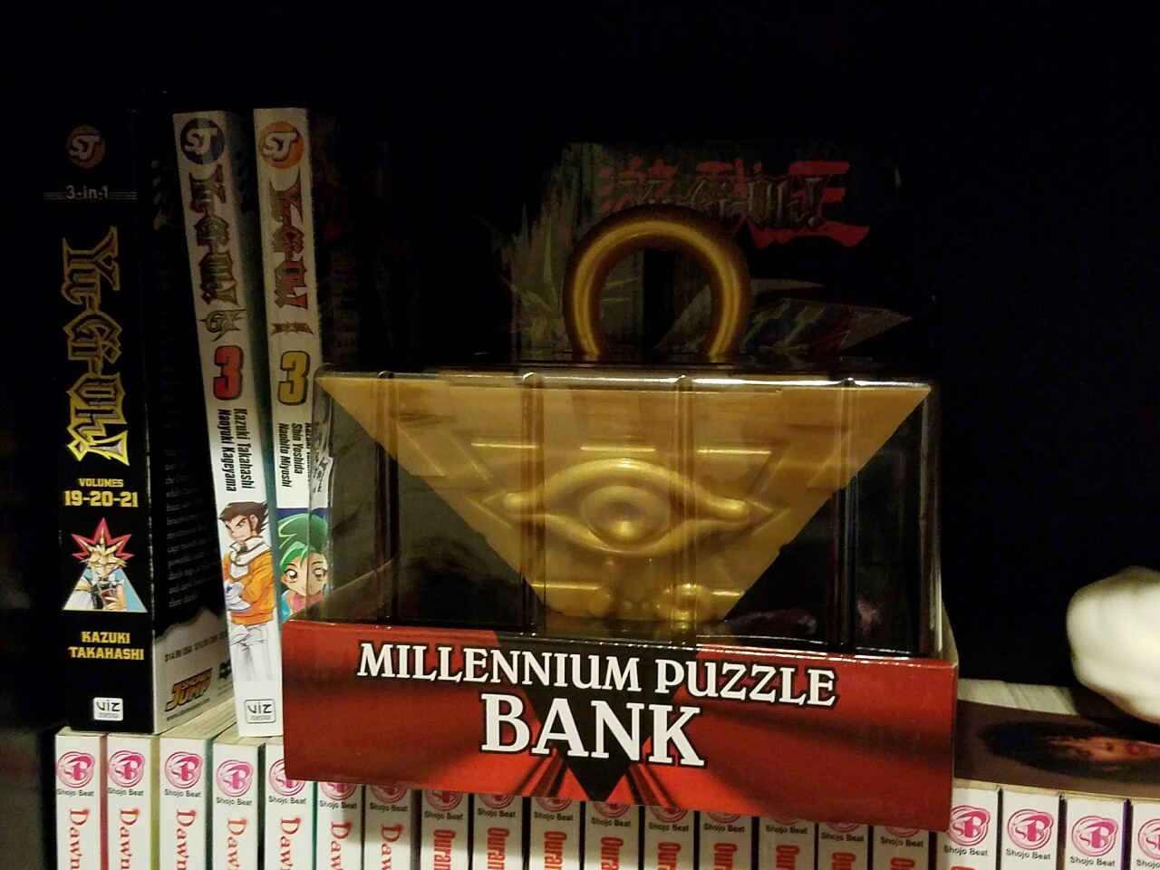 blackwolfartz:  Managed to pick this up yesterday afternoon to add to my growing
