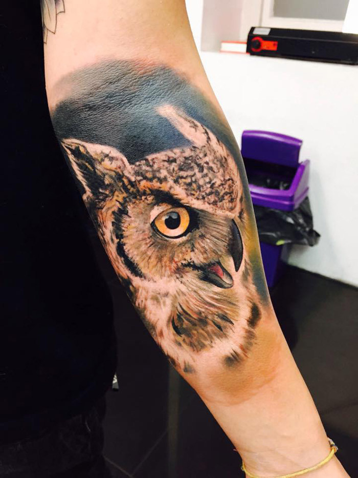 realistic owl tattoo