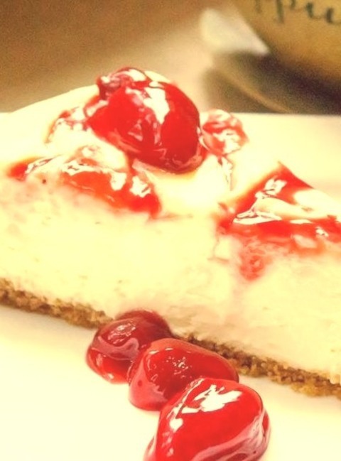 PHILADELPHIA New York-Style Strawberry Swirl Cheesecake - Desserts - Cheesecake