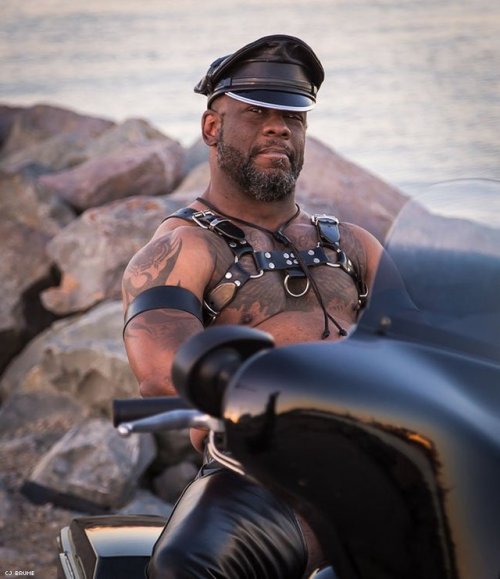 str8toblk: lrblckluv34: blkbugatti: blk01234: bearhub: Leather Cop by CJ Brume. www.advoc