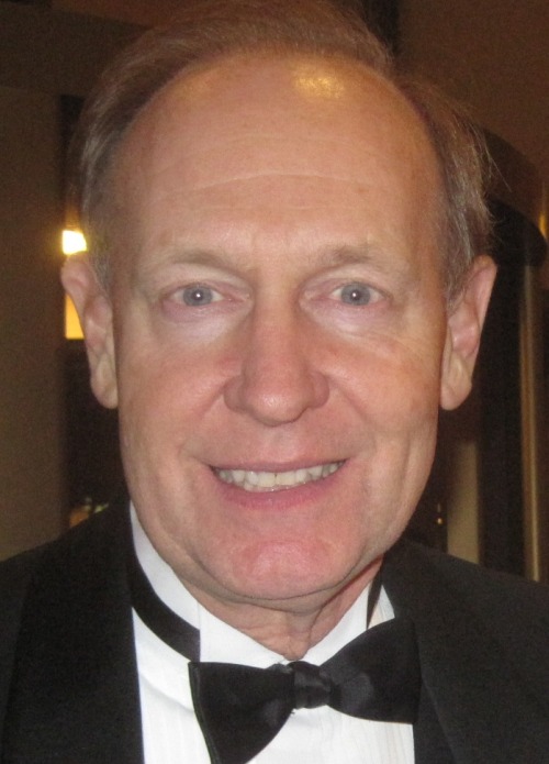 ﻿Bill McNutt, extra formally referred to as Lee William ìBillî McNutt III, is the first