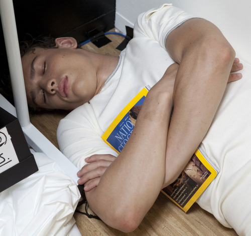 bambamerz:  Simon Nessman sleeping backstage 