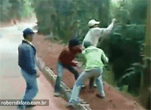 jaidefinichon:  aburrido en la pega 