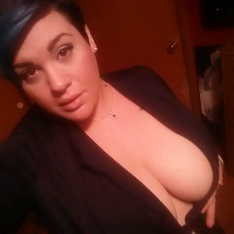 fat-desirable-whores:First name: HeatherPictures: 28Online now:  Yes.Looking for: