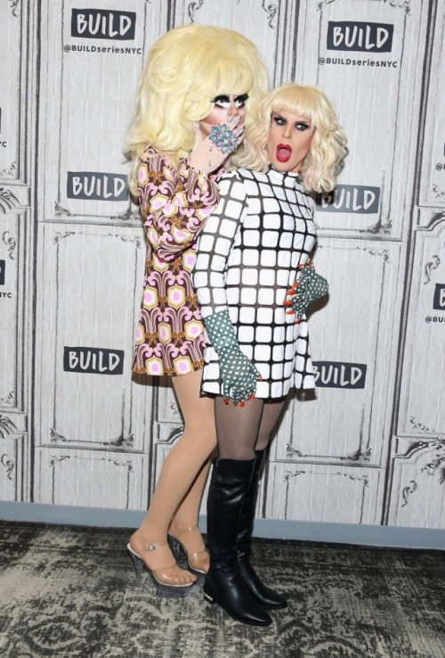 violenceandhaircare: Trixie Mattel and Katya, NYC 1/11/17