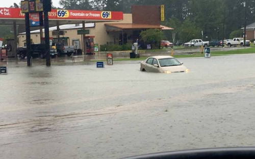 the-lonely-one96: almalexias: Louisiana is experiencing the worst flooding in the history of the sta