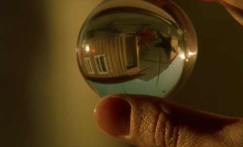 mysteryofpeaches: The Double Life of Veronique (1991) dir. Krzysztof Kieślowski