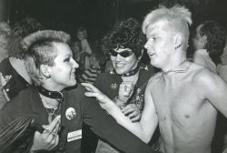 vaticanrust:  Hellin Killer, Pleasant Gehman, and Darby Crash (then known as Bobby Pyn), 1977.  Photo by Jenny Lens.