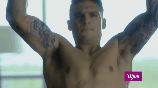 hotfamousmen:  Mark González 