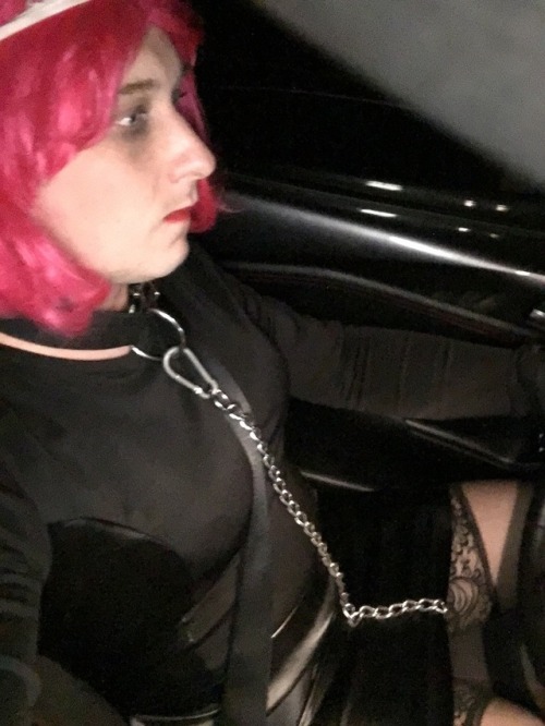 sissydavidky: Haven’t posted anything in a while, and sadly haven’t dressed in a while e
