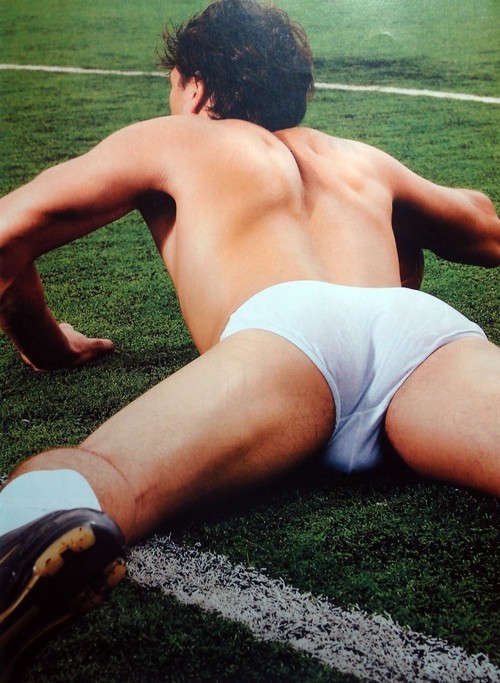 cumpletelyhappy:If I’d take the reins over soccer…