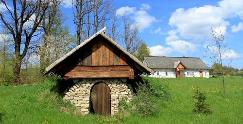 lamus-dworski:Ethnographic Park of the Żywiec Region, Ślemień, Poland.Photos © Miśki Adven