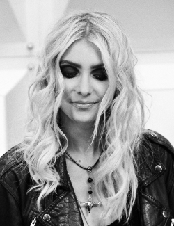 Taylor Momsen