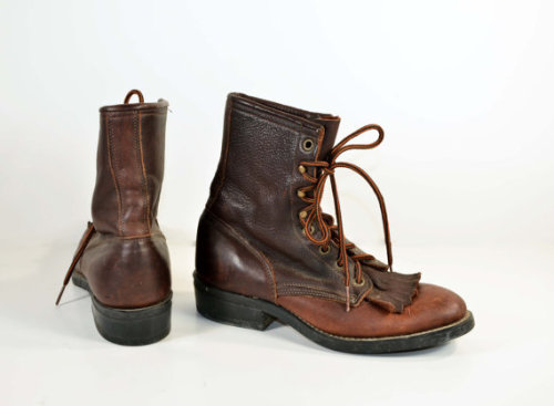 vintage laredo lace ups // $75