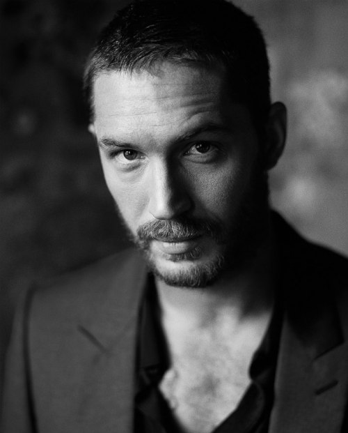 Sex amell-ramsey-deactivated2021051: Tom Hardy pictures