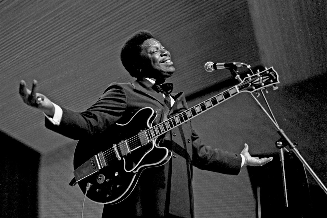 nevver:  The thrill is gone. Dead at 89, B.B. King. Rest in peace.