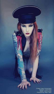 Hot Girls Inked