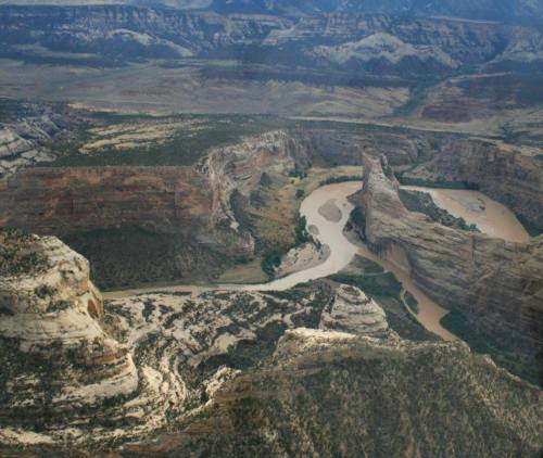 rhamphotheca:Dinosaur National Monument - UtahHere’s an interesting view of Steamboat Rock (right) w