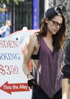 lightitupguys:  This woman is my fashion idol as well as my “FFFFFUUUUUCCCCCKKKKK SHES HOT!!!” Idol. My obsession with Kristin Stewart is borderline crazy.   I’m still waiting for this beautiful woman to come out as gay tbh