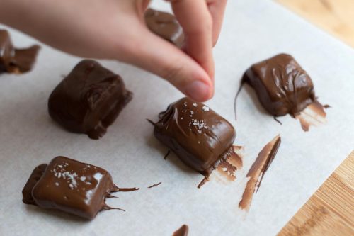 foodffs:  Salted Chocolate Covered Caramels Recipe Really nice recipes. Every hour. Show me what you cooked!