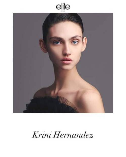 #MexicanTopModel #krinihernandez #elitemodels #compcard #Milan #FashionWeek #FallWinter2020 #MFW #fw