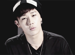 죄; hiatus
