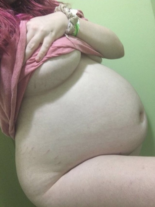 bellixx:  ~185 pounds —> ~210 pounds adult photos