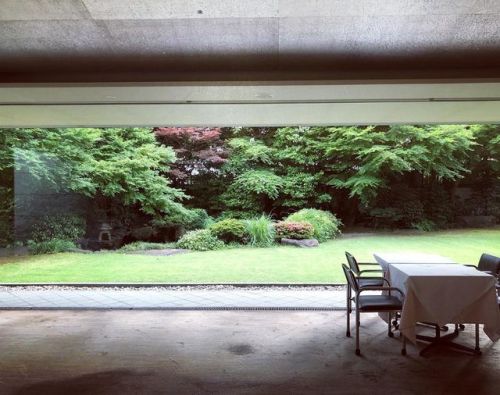 ＼おにわさん更新情報／ [ 東京都港区 ] 菊池寛実記念 智美術館庭園 Musee Tomo&rsquo;s Garden, Minato-ku, Tokyo の写真・記事を更新しました。 ――近代日