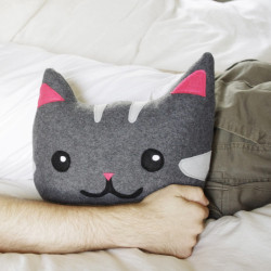 madflamingo:  Gift Ideas For Cat Lovers Cat pillow  See More Gift Ideas 