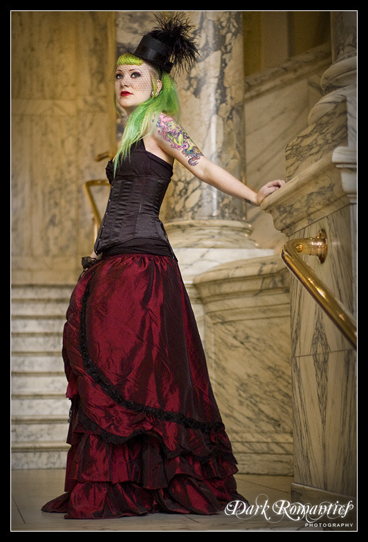 steam-girls:  Debutanteby darkromantics