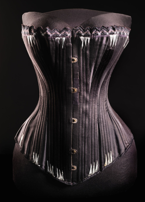 fripperiesandfobs:Corset ca. 1893-97 From the exhibition “A Century of Style: Costume and Colour 1