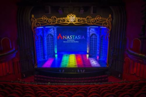 zacharyadkins:anastasia_stage  Hoy, en Anastasia El Musical, más orgullosos que nunca  #Orgullo2019 
