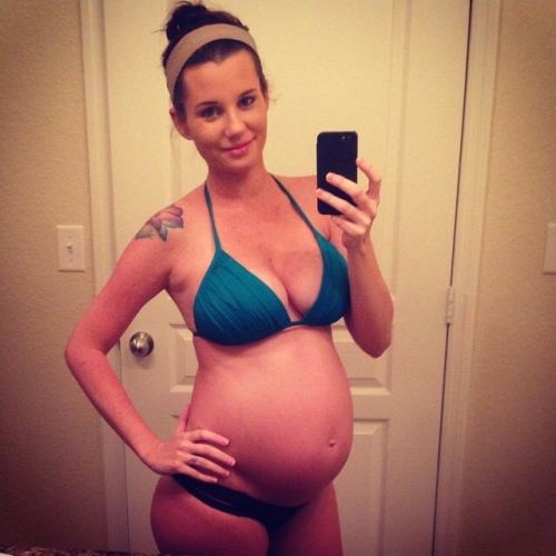Sexy pregnant woman porn pictures