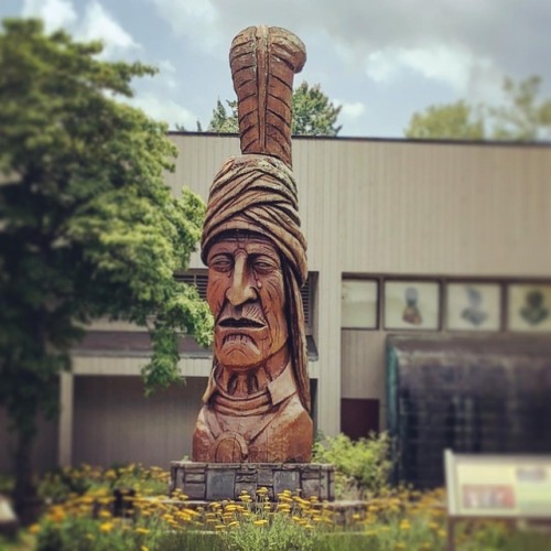 June 3, 2018. Cherokee Indian Museum statue. #cherokee #cherokeereservation #cherokeenc #statue #woo