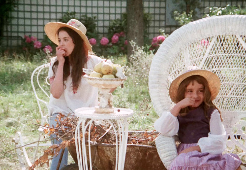 Isabelle Adjani In Faustine And The Beautiful Summer / Faustine Et Le Bel T (dir. Nina Companez - 1972).