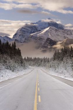 wasbella102:  The Rockies, Canada - Gavin Hellier           