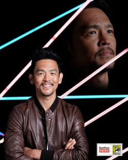 jasisthequeenofawesome:  John Cho for The Exorcist at Buzzfeed’s SDCC 2017 80′s Photoshoot. Credit: Buzzfeed 