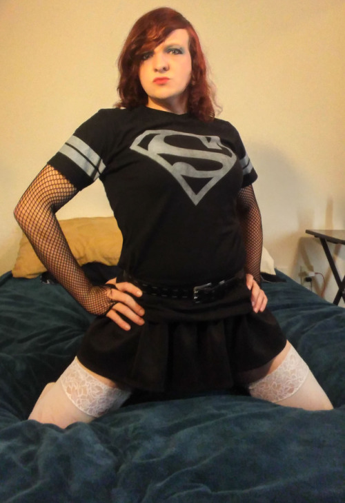 riley-raunch:New photos incoming! Was aiming for a psuedo “black suit super girl” look…with my own l