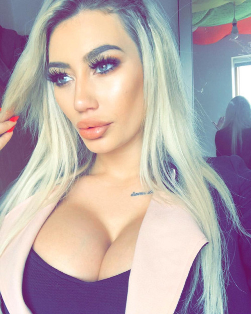 bimbo tits