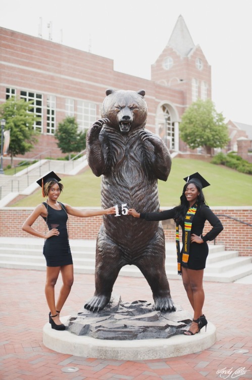 onlyblackgirl:  Happy Blackout Day to all the 2015 graduates at every level of their journey!  🎓 We made it! ✊🏾✊🏽✊🏼✊🏿