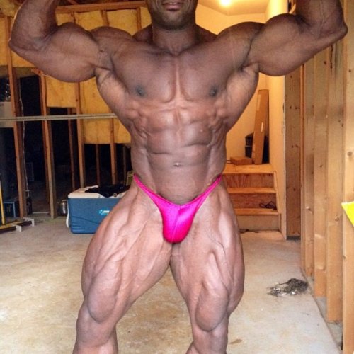 Male Bodybuilders adult photos