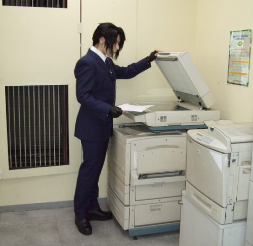 albedosoyna:  Found here Now I have an urge to write a story based on fighting with a copier in the office. You know Reeve programmed it to break down when he needs something to amuse him, right?