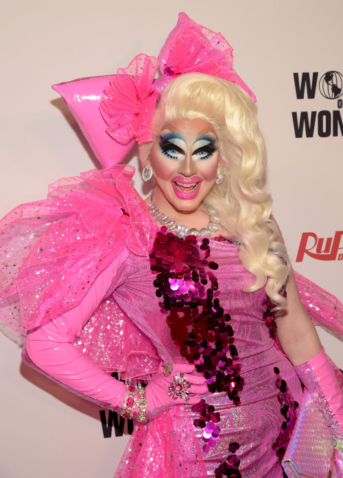 gaypornstar23-deactivated201506:Trixie Mattel arrives at RuPaul’s Drag Race Reunion/Finale at Orpheu