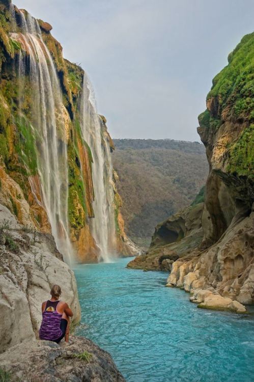 Cascada de Tamul / Mexico (by  thedays.ofhighadventure).