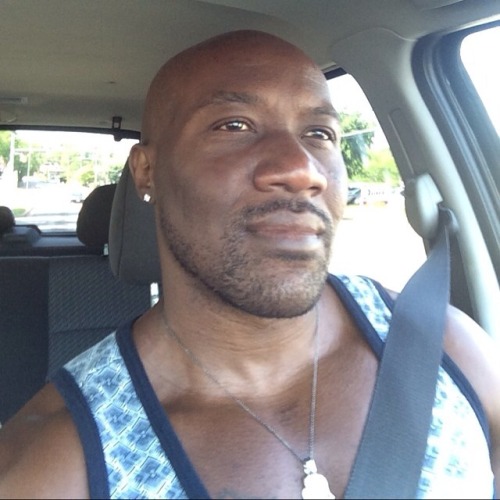 seeker310:  bodyexhibit: Damn this is my type of man right here. Thick and juicy! 👅👅👅🙌🙌🙌😍😍😍😊😊😊👍👍👍   My type of man, too…handsome & hot…Powerful & thick & so phyne!!Kings  HOT follow my Bros